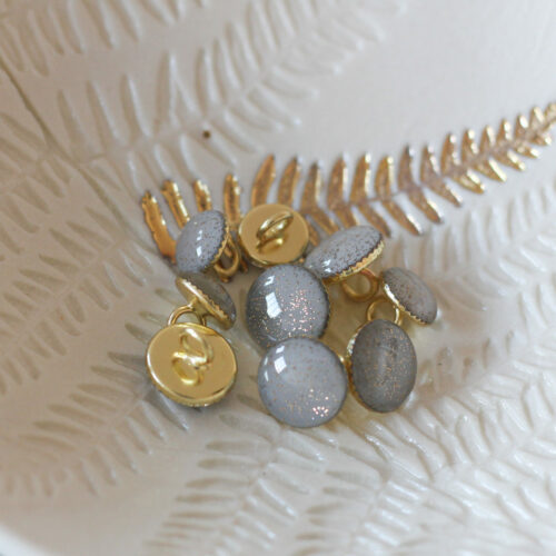 Bouton de bottine pailletté or - Gris perle