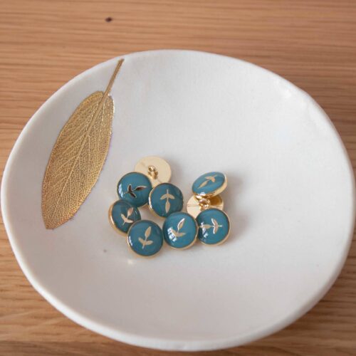 Alternative view of Bouton de bottine Feuillette - Orage