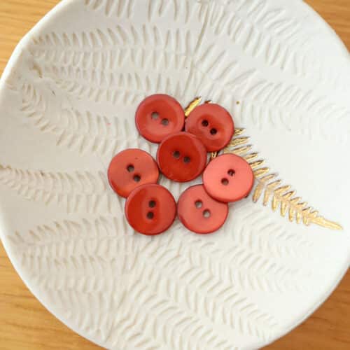 Alternative view of Bouton en nacre plat - Terracotta