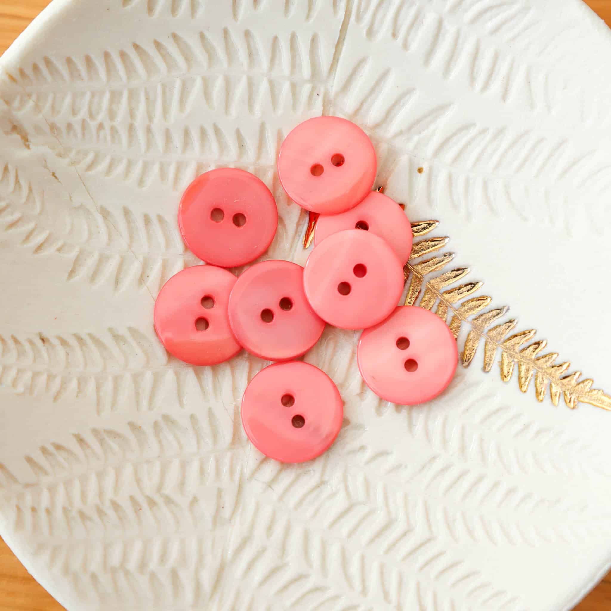 Bouton en nacre plat - Corail