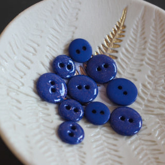 Bouton glitter deux trous - Saphir