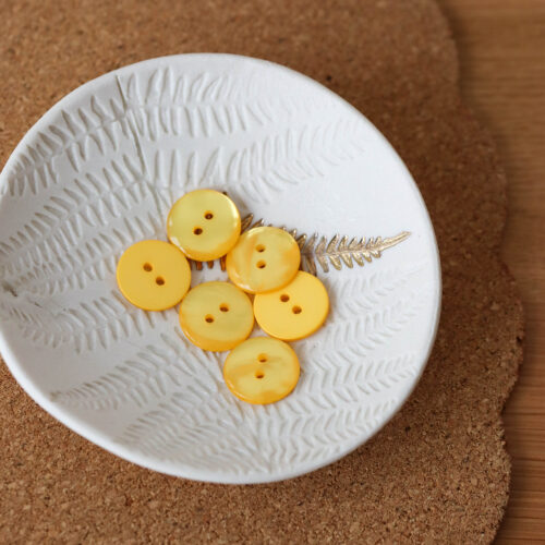 Alternative view of Bouton Sparkle - Mimosa