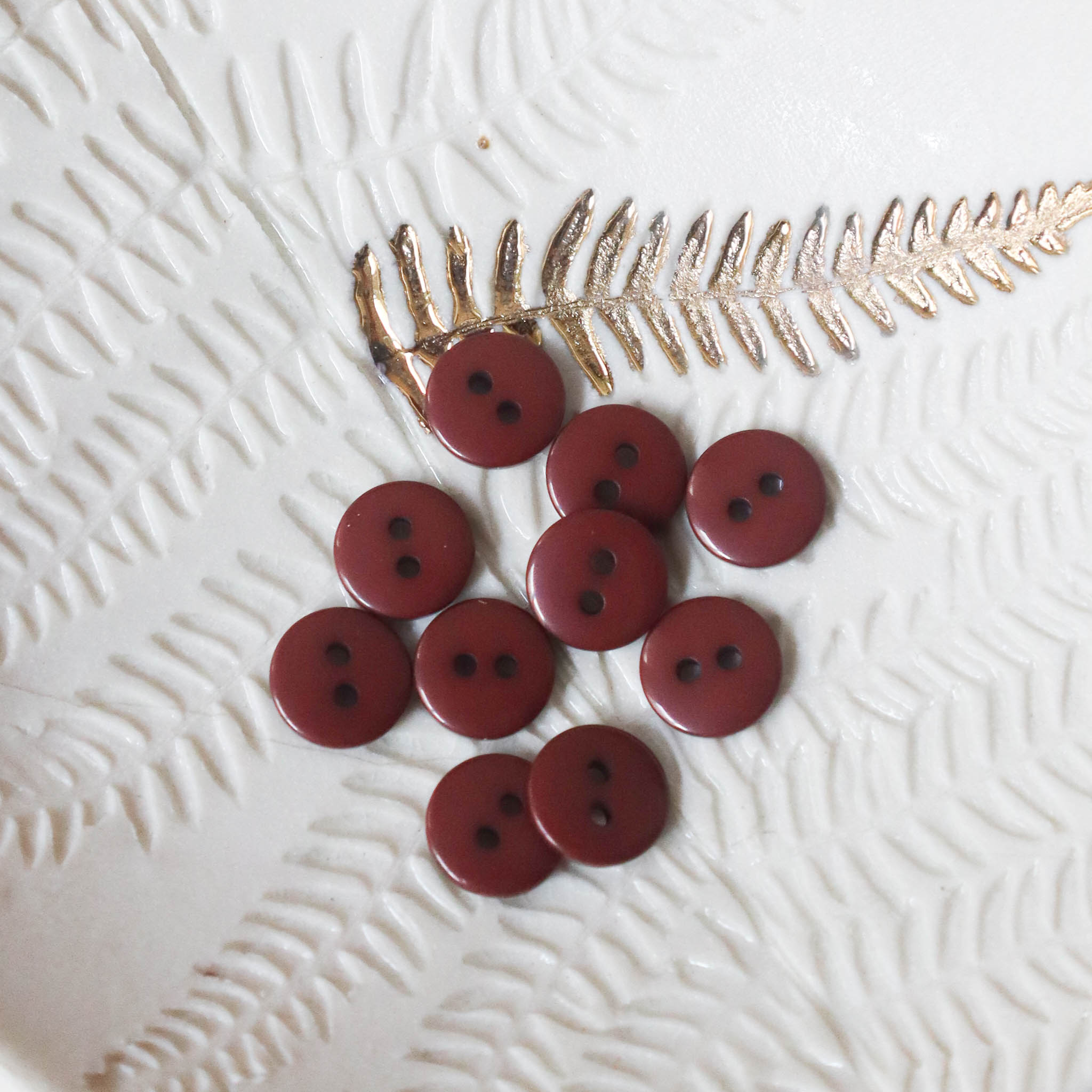 Bouton plat brillant - Châtaigne